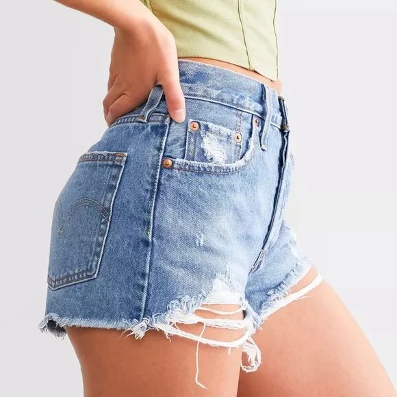 501 High Rise Short - Fitted through the hip and thigh (29) 🔥🎁😍 - Picture 2 of 14